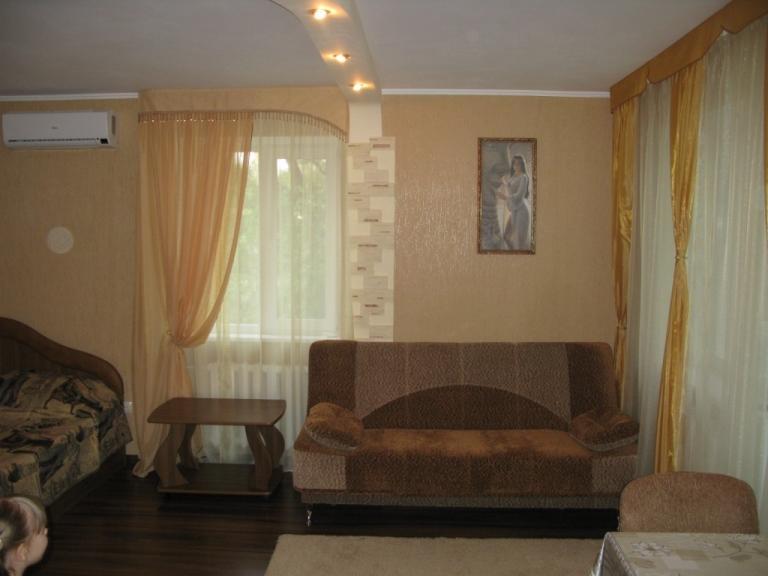 Студія Біля Gagarinmall, 10Хв Від Автовокзалу Kryvyj Rih Exteriör bild